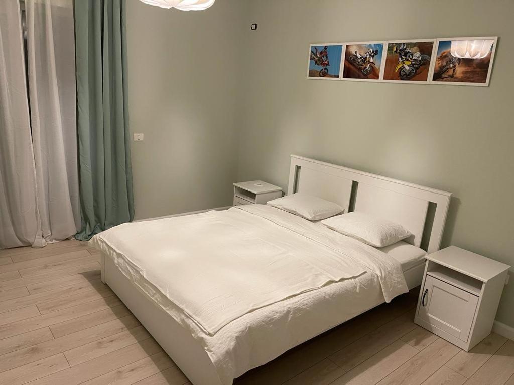 Beautiful Colors Residence Villa Otopeni Buitenkant foto